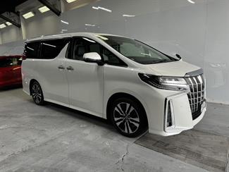 2023 Toyota Alphard - Thumbnail