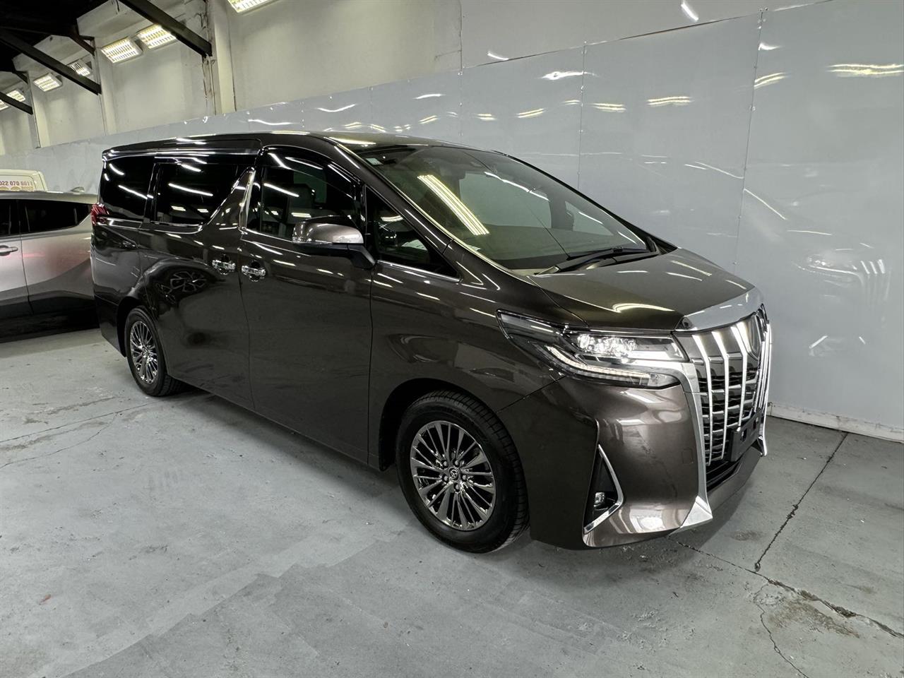 2021 Toyota Alphard