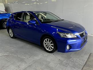 2012 Lexus CT200H - Thumbnail