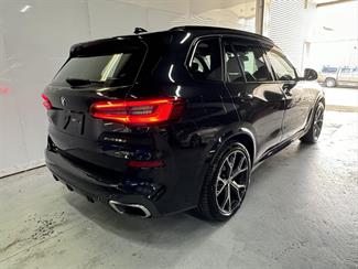 2019 BMW X5 - Thumbnail