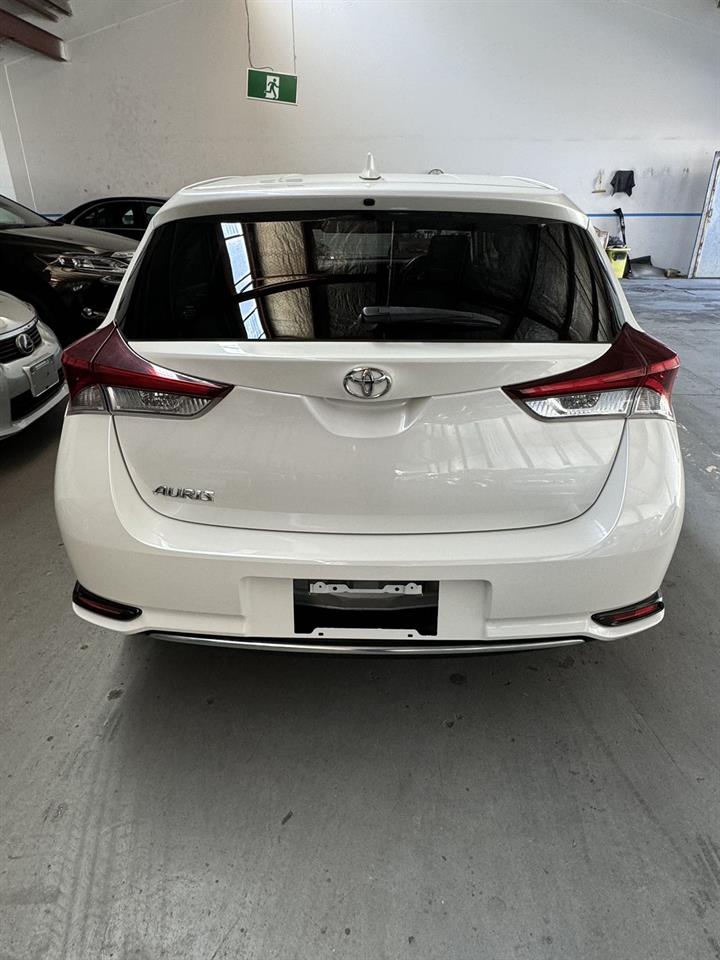 2015 Toyota Auris