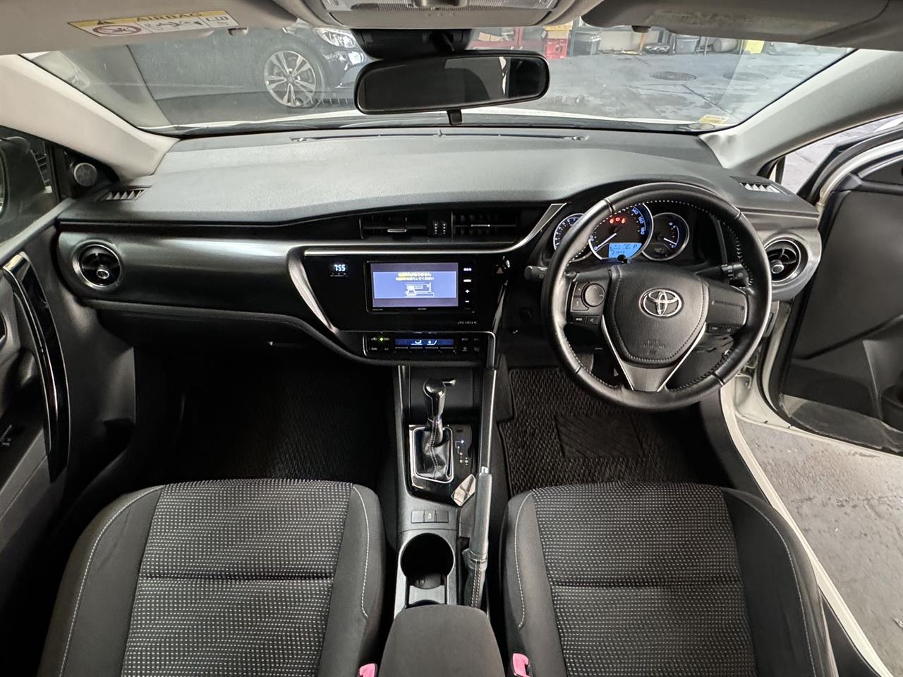 2015 Toyota Auris