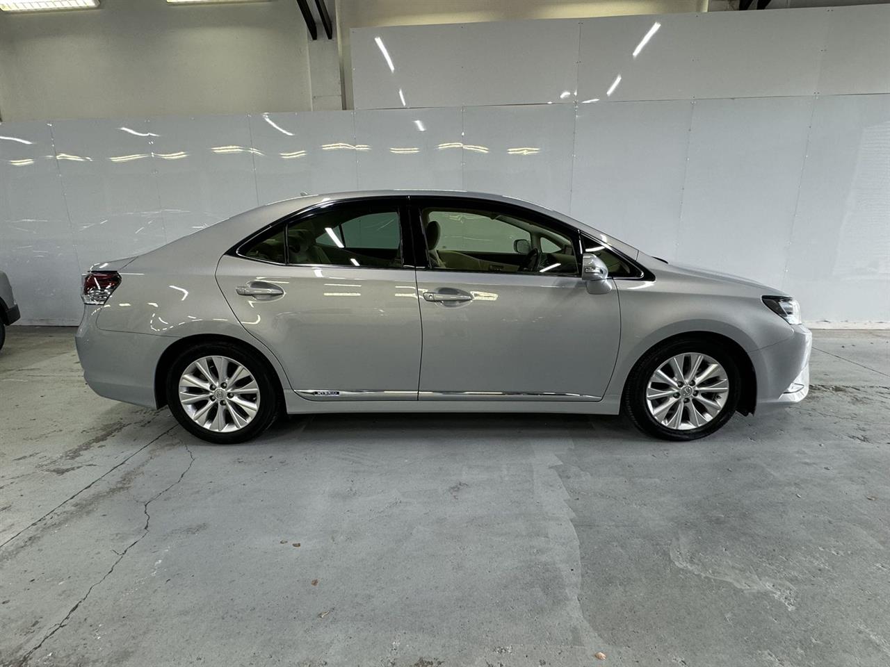 2013 Lexus HS250h